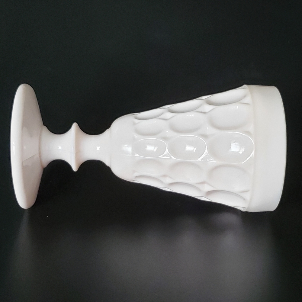 1950s (1) "Shell Pink Milk Glass" 6 3/8" Water Goblet by Jeannette - Picture 7 of 9